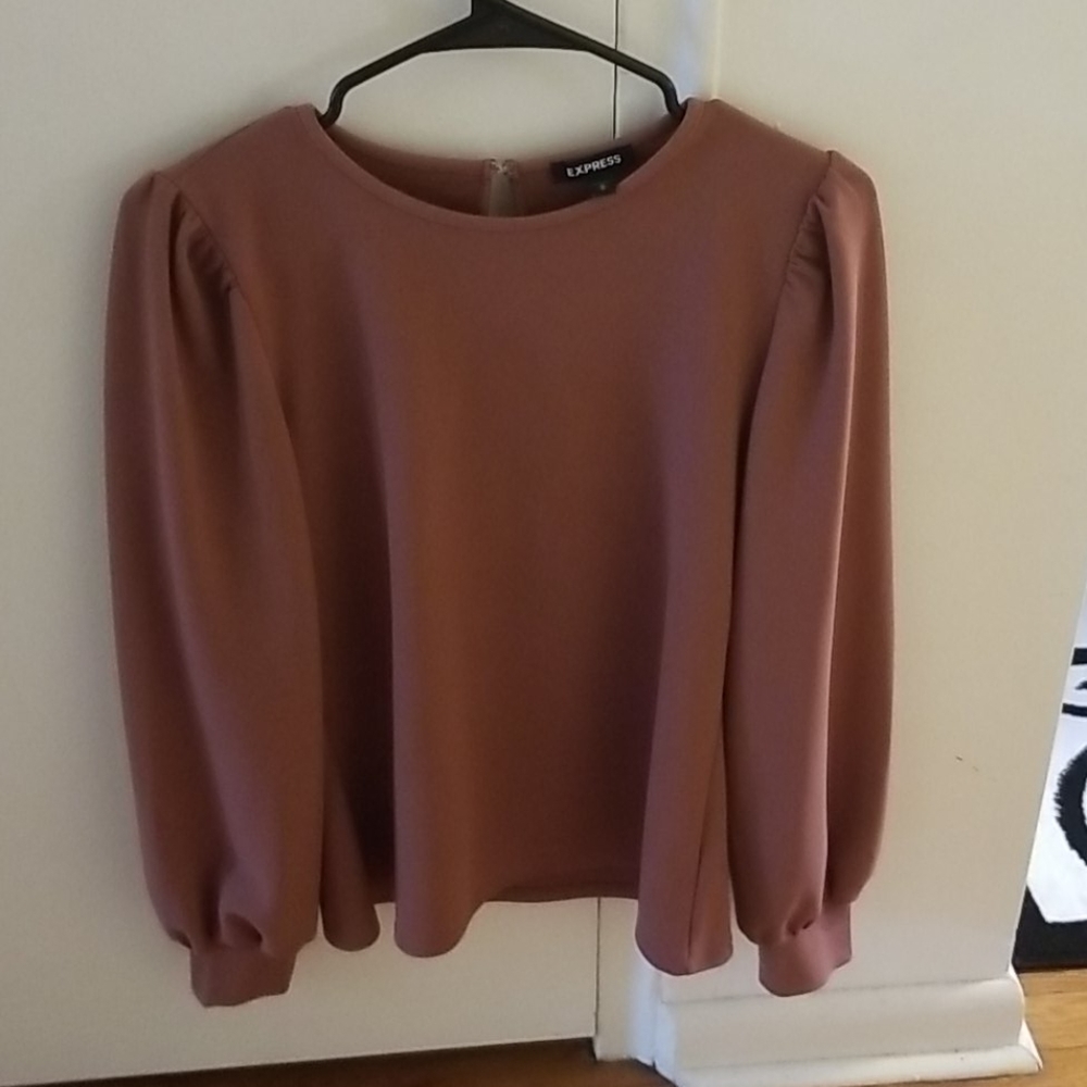 Express shirt